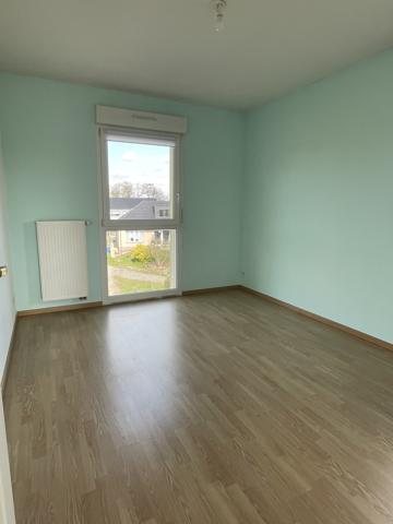 Appartement
                                                                                                                                                                                                                                                                                                                        4 pièce(s)                                                                                                                                                                                                          3 chambre(s)                                                                                                                                                                                                          99.59  m²