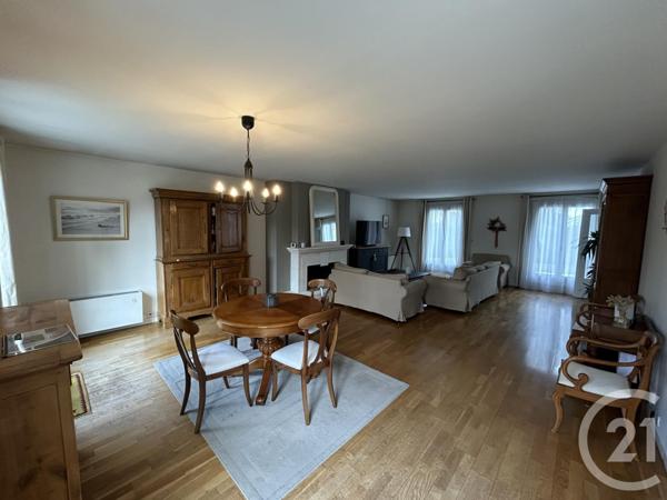 Maison à vendre  8 pièces - 217 m2 MENNECY - 91