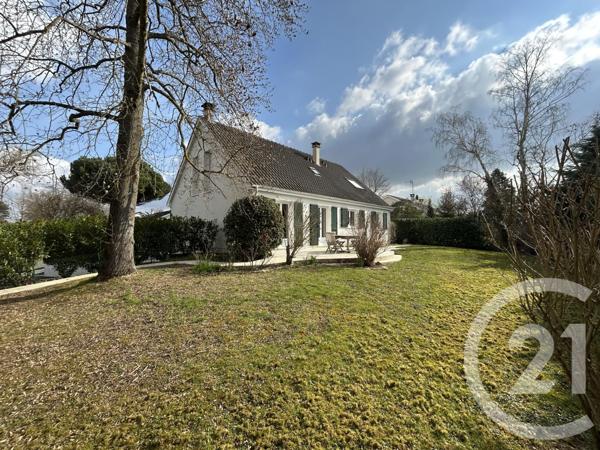 Maison à vendre  8 pièces - 217 m2 MENNECY - 91