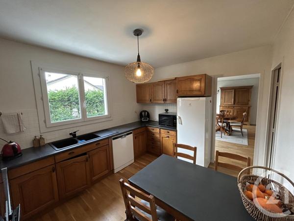 Maison à vendre  8 pièces - 217 m2 MENNECY - 91