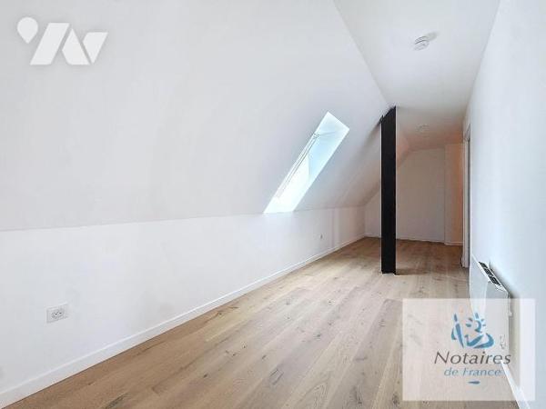 APPARTEMENT T4 - CENTRE VILLE - HAZEBROUCK

A découvrir, superbe appartement de Type 4, d'une...