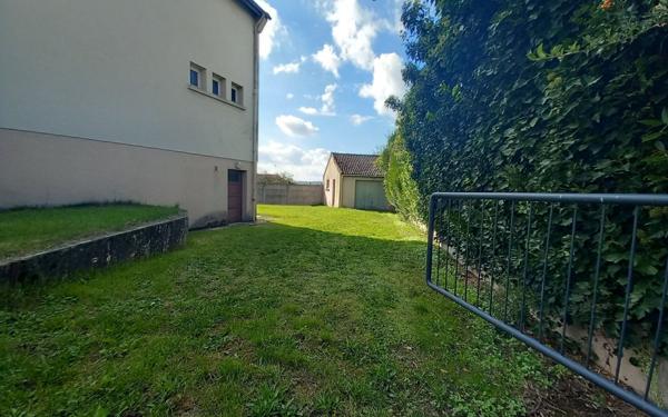 Maison à vendre    4 pièces •  Montceau-les-Mines