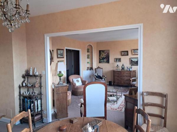BOULOGNE SUR MER A VENDRE APPARTEMENT AVEC CAVE ET PLACE DE STATIONNEMENT