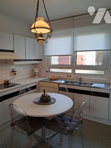 BOULOGNE SUR MER A VENDRE APPARTEMENT AVEC CAVE ET PLACE DE STATIONNEMENT