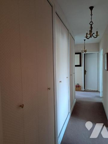 BOULOGNE SUR MER A VENDRE APPARTEMENT AVEC CAVE ET PLACE DE STATIONNEMENT