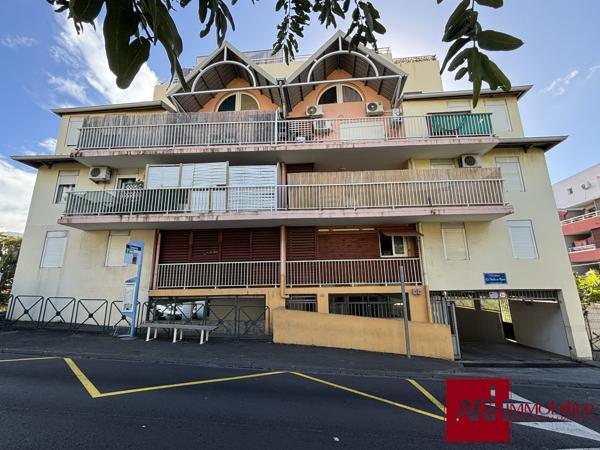 A vendre - Appartement F2 - Sainte-Clotilde - Belle vue dégagée