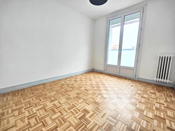 Appartement Melun 3 pièce(s) 66.12 m2