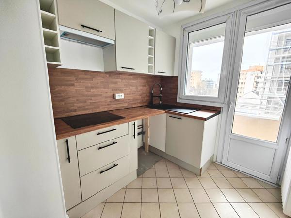 Appartement Melun 3 pièce(s) 66.12 m2