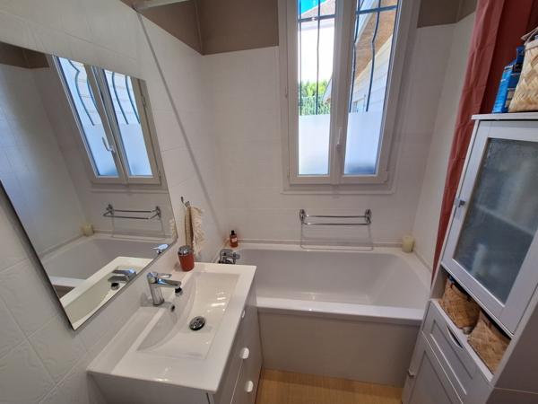 maison de charme avec vue panoramique et jardin dominant