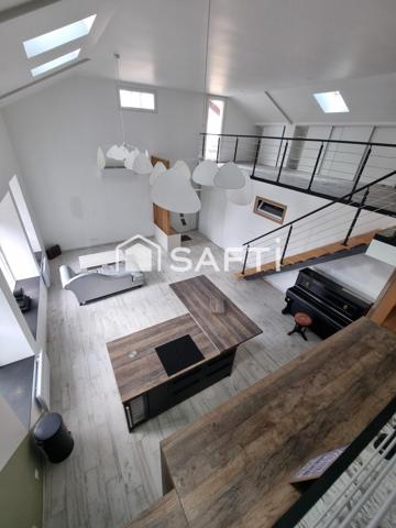 LOFT Rénové – 150 M² – 3 Chambres – Toît terrasse