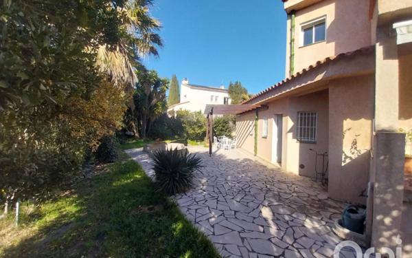 Maison à vendre    5 pièces •  Cabestany