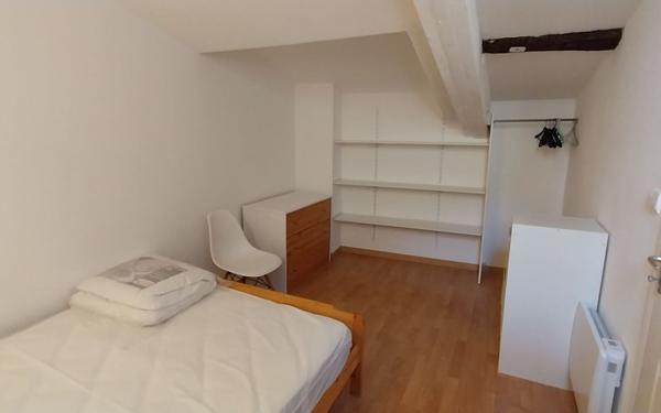 Appartement à louer    2 pièces •  Béziers