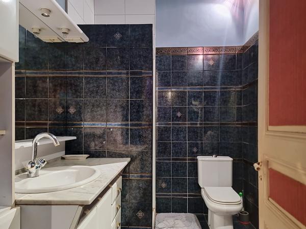 Maison
         7 pièces
        - 250 m² Exclusivité 175 000 € *