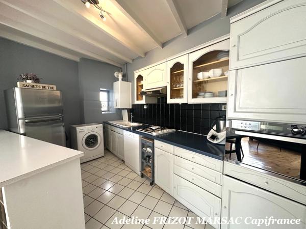 APPARTEMENT - HYPER CENTRE - LUMINEUX - 2 CHAMBRES - 1 BUREAU - 3E - FONCTIONNEL