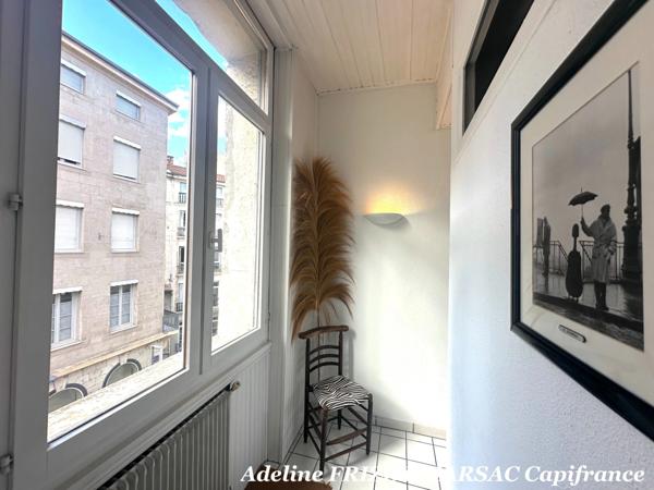 APPARTEMENT - HYPER CENTRE - LUMINEUX - 2 CHAMBRES - 1 BUREAU - 3E - FONCTIONNEL