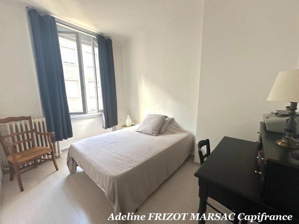 APPARTEMENT - HYPER CENTRE - LUMINEUX - 2 CHAMBRES - 1 BUREAU - 3E - FONCTIONNEL