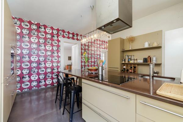 Maison à vendre 7 pièces DIVONNE LES BAINS (01)