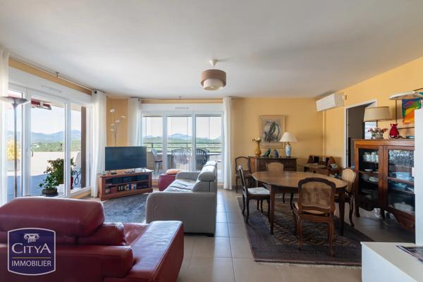 Appartement à vendre 4 pièces 87.65m² Saint-Raphaël (83700)
