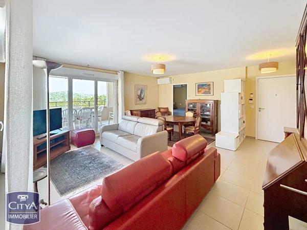 Appartement à vendre 4 pièces 87.65m² Saint-Raphaël (83700)