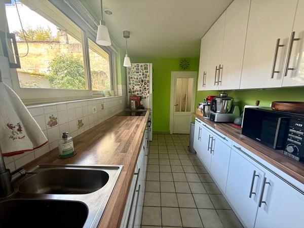 Maison  pierre 5 pièces à vendre à Bordeaux - Quartier Ornano - Hôtel de Police