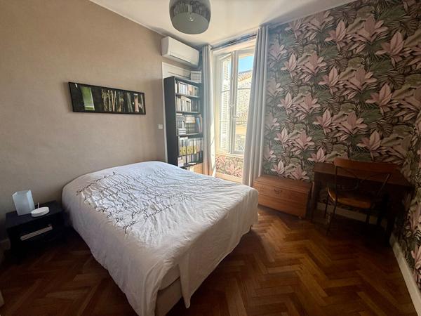 Maison  pierre 5 pièces à vendre à Bordeaux - Quartier Ornano - Hôtel de Police