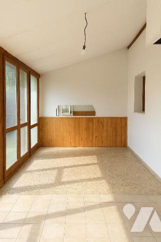 À vendre à Troyes, dans l'Aube (10), une maison d'habitation construite dans les années 20, d'u...