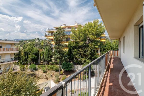 Appartement F3 à vendre  3 pièces - 71,08 m 2   NICE  - 06