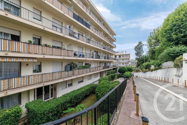 Appartement F3 à vendre  3 pièces - 71,08 m 2   NICE  - 06