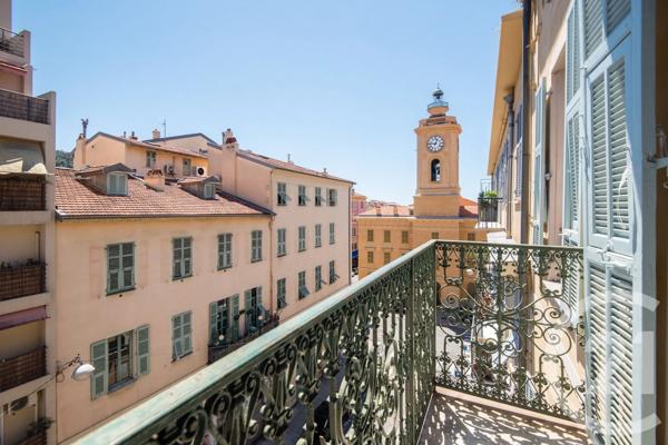 Appartement F3 à vendre  3 pièces - 71,08 m 2   NICE  - 06