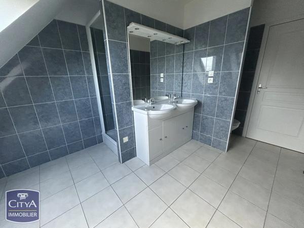 Appartement à vendre 4 pièces 93.23m² Changé (72560)