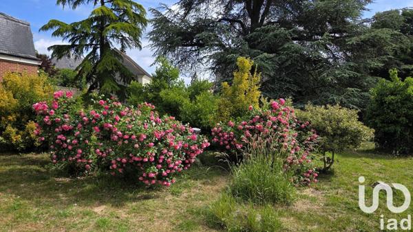 Demeure 16 pièces de 610 m² à Marly-le-Roi (78160)