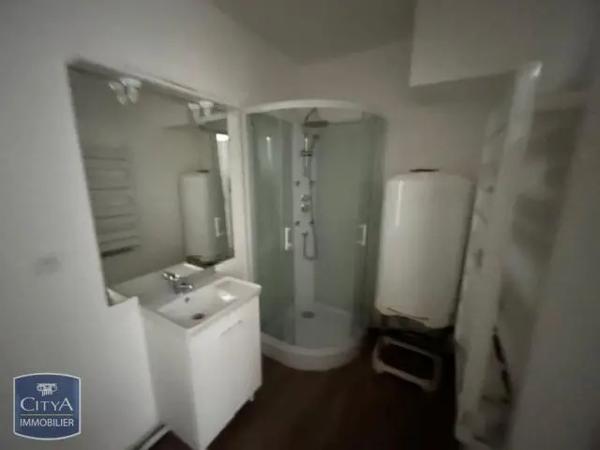 Appartement à louer 1 pièce 29.71m²