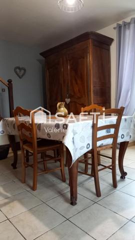 Belle charentaise divisée en 2 logements