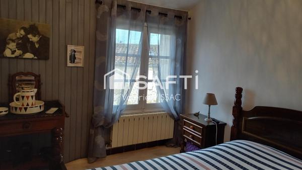 Belle charentaise divisée en 2 logements