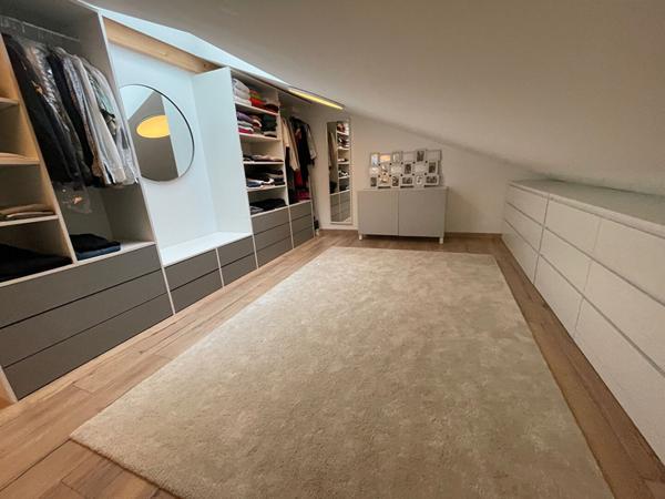 Maison moderne à vendre à Saint Romain de Jalionas - 3 chambres, jardin et terrasse !