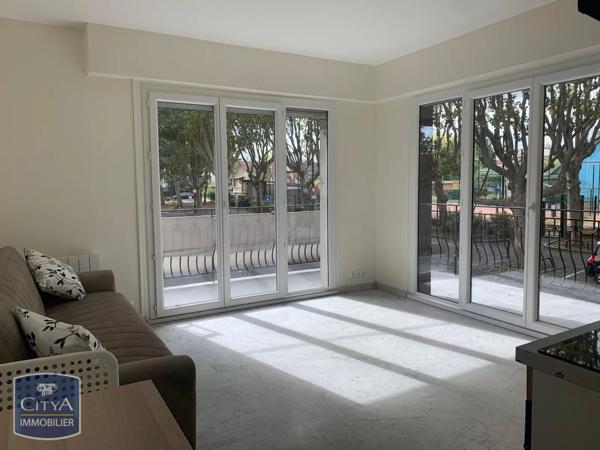 Appartement à louer 1 pièce 20.66m²