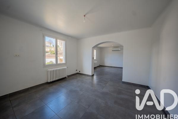 Maison à vendre 6 pièces 122 m² Aubenas