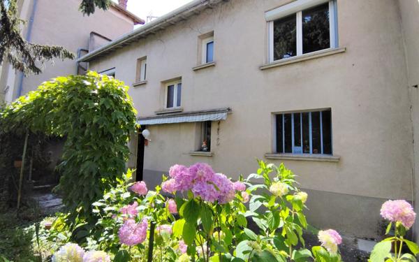 Appartement à vendre    4 pièces • 70 m2 Valence