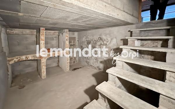 Maison à vendre    3 pièces •  Desvres