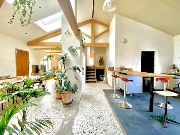 En exclusivité, maison individuelle de 101 m² habitables + une véranda de 32 m2 sur un terrain de 2 101 m² à A Annonay (07100)