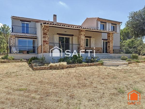 Propriété d'exception de 190m² sur 14020m² de terrain clos