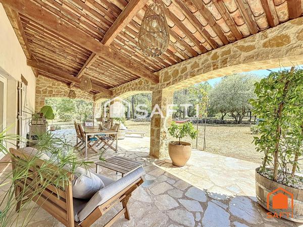 Propriété d'exception de 190m² sur 14020m² de terrain clos