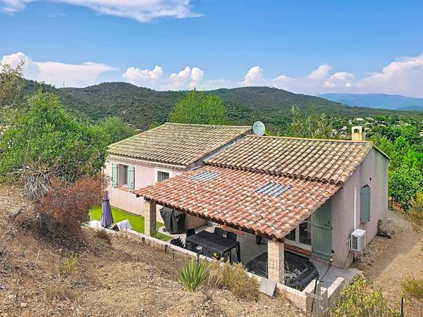 EXCLUSIVITE : MAISON DE PLAIN PIED 4P 88M2 AVEC JARDIN ET PISCINE