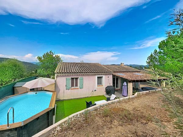 EXCLUSIVITE : MAISON DE PLAIN PIED 4P 88M2 AVEC JARDIN ET PISCINE