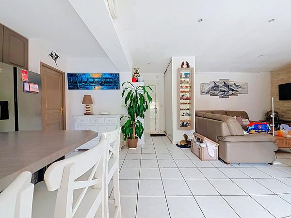 EXCLUSIVITE : MAISON DE PLAIN PIED 4P 88M2 AVEC JARDIN ET PISCINE