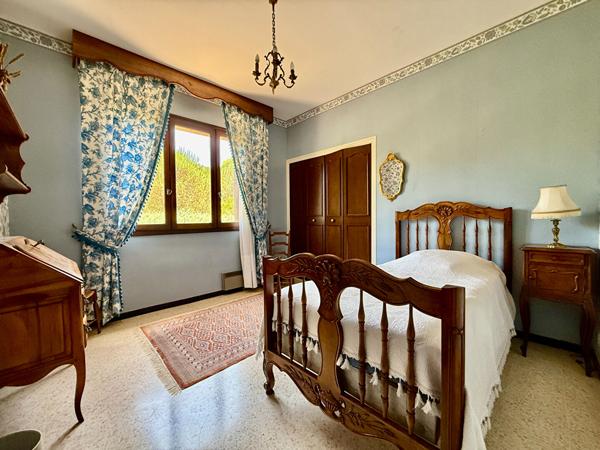 Maison 9 pièces 264 m2