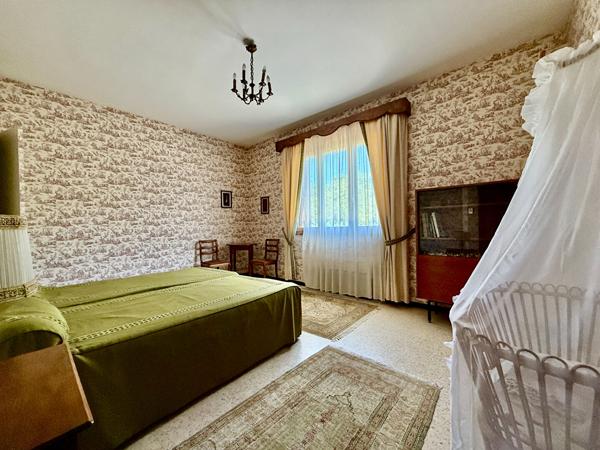 Maison 9 pièces 264 m2