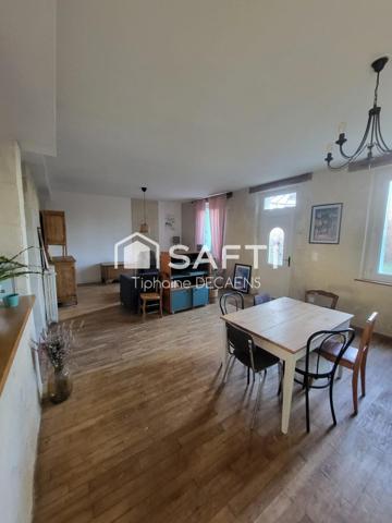 maison avec sous sol intégral, grande pièce de vie cuisine ouverte, dépendance et garage