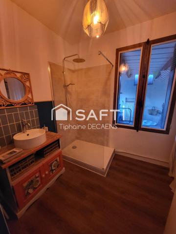 maison avec sous sol intégral, grande pièce de vie cuisine ouverte, dépendance et garage