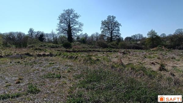 terrain à la campagne, mais proche commodité